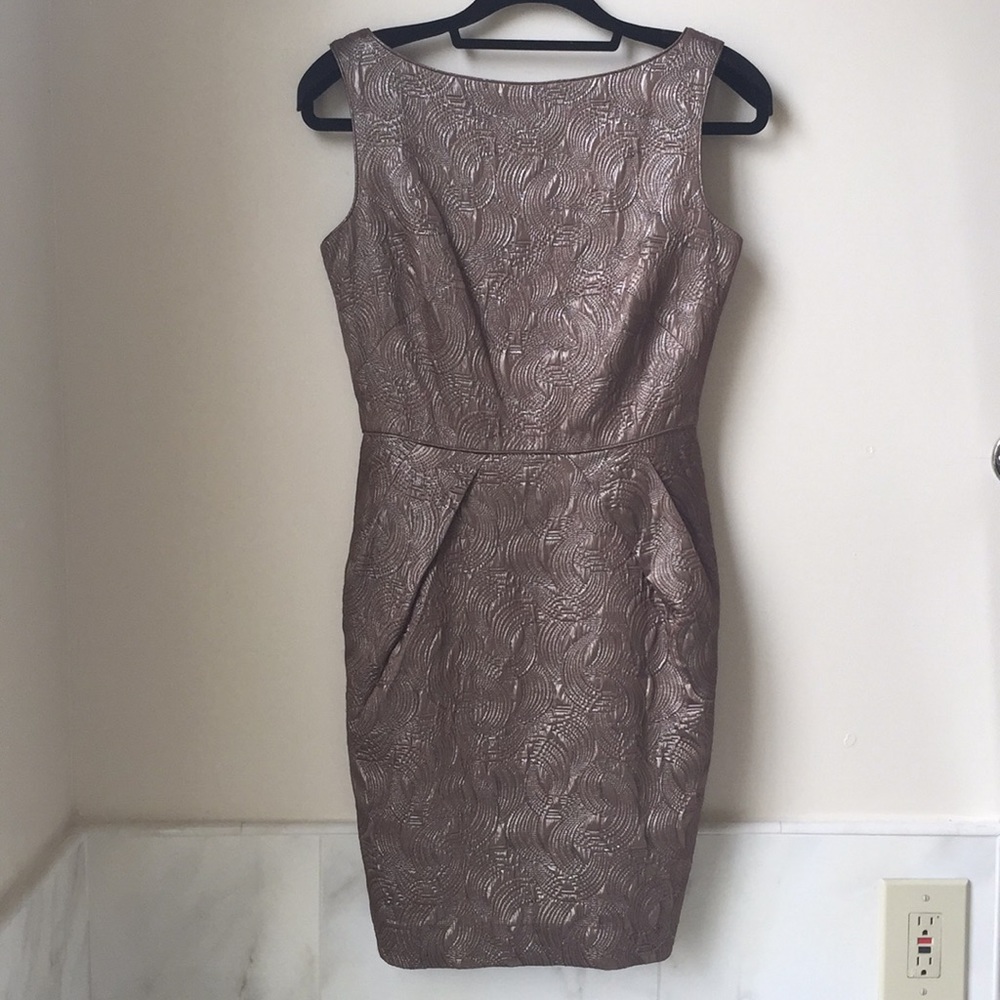 Metallic Banana Republic cocktail dress w/pockets!
